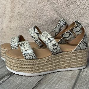 Espadrilles